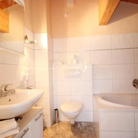 Maurer.2 Apartment *